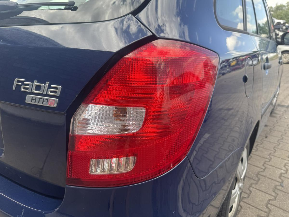 Skoda Fabia 2 5J original R&uuml;cklicht R&uuml;ckleuchte Schlussleuchte rechts Kombi Bj.2010